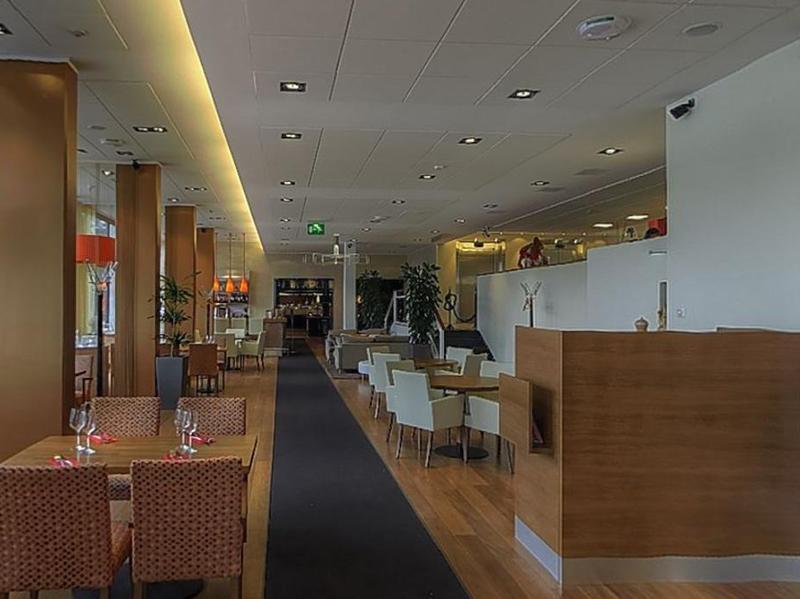 ออริจินัล โซคอส โฮเต็ล ตาปิโอลา การ์เดน เอสปอ Hotel เอสโป ภายนอก รูปภาพ